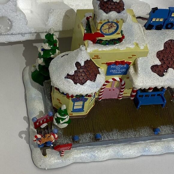 Hawthorne Village Multicolor Christmas Town Train Station Randolph's Collection - Picture 2 of 10